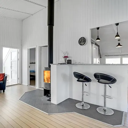 Dom wakacyjny Saku - 495m To The Fjord By Interhome